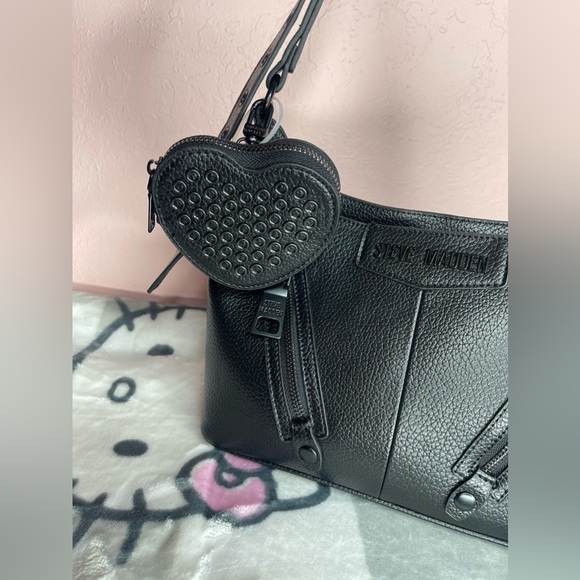SOLD 🌸 Steve Madden Shoulder bag 🌸 - Picture 7 of 14